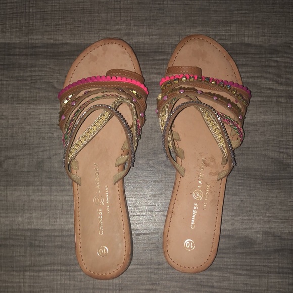 NWT Chinese laundry strappy with colorfull beads sandals-size 10 with tags - Picture 3 of 8